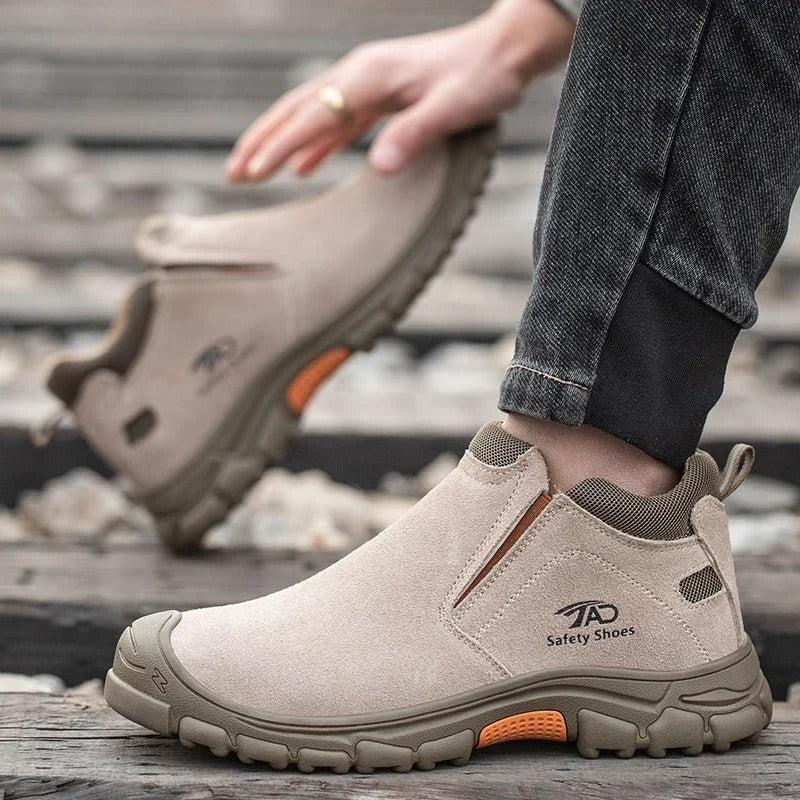 Chaussures de Sécurité Haute Résistance – Longévité & Protection Certifiée - Coque de Protection & Normes S3