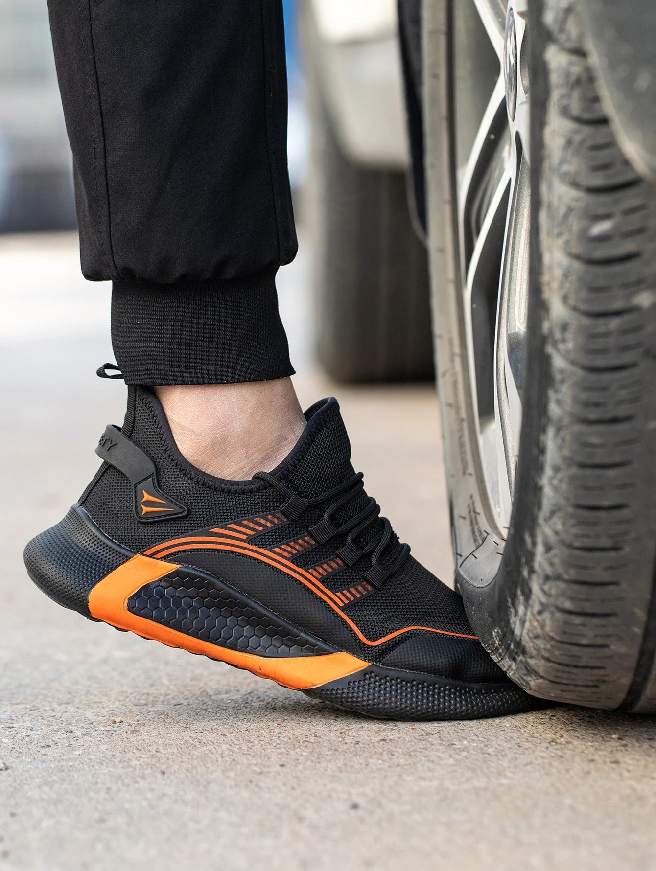 Chaussures de Sécurité Élégantes Orange - Protection et Style au Quotidien - Coque de Protection & Normes S3